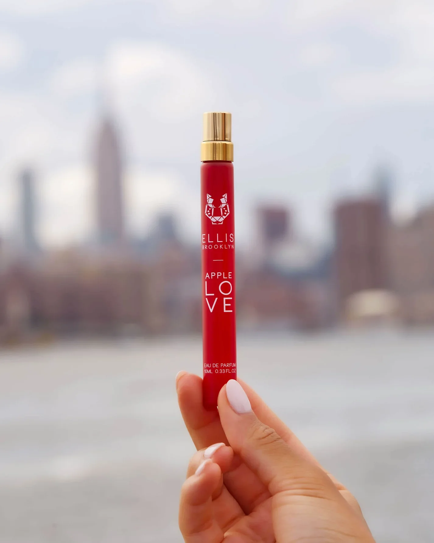 APPLE LOVE Eau De Parfum Refillable Travel Spray - Image 4