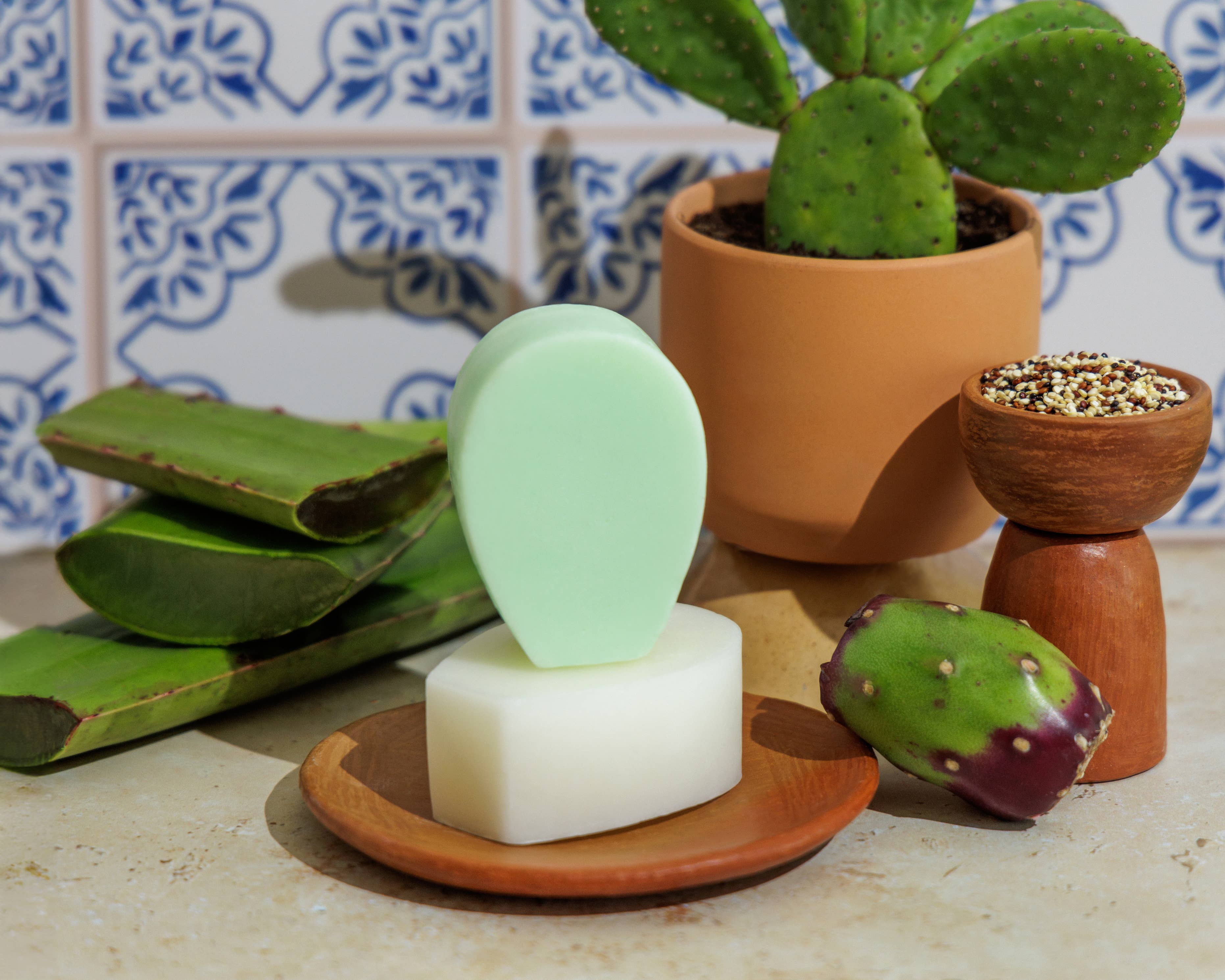 Balance + Repair Solid Shampoo Bar - Image 4
