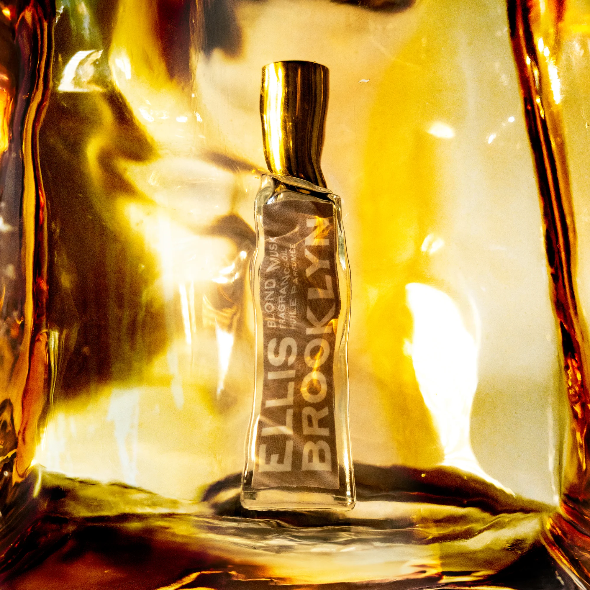 BLOND MUSK Fragrance Oil Rollerball - Image 5