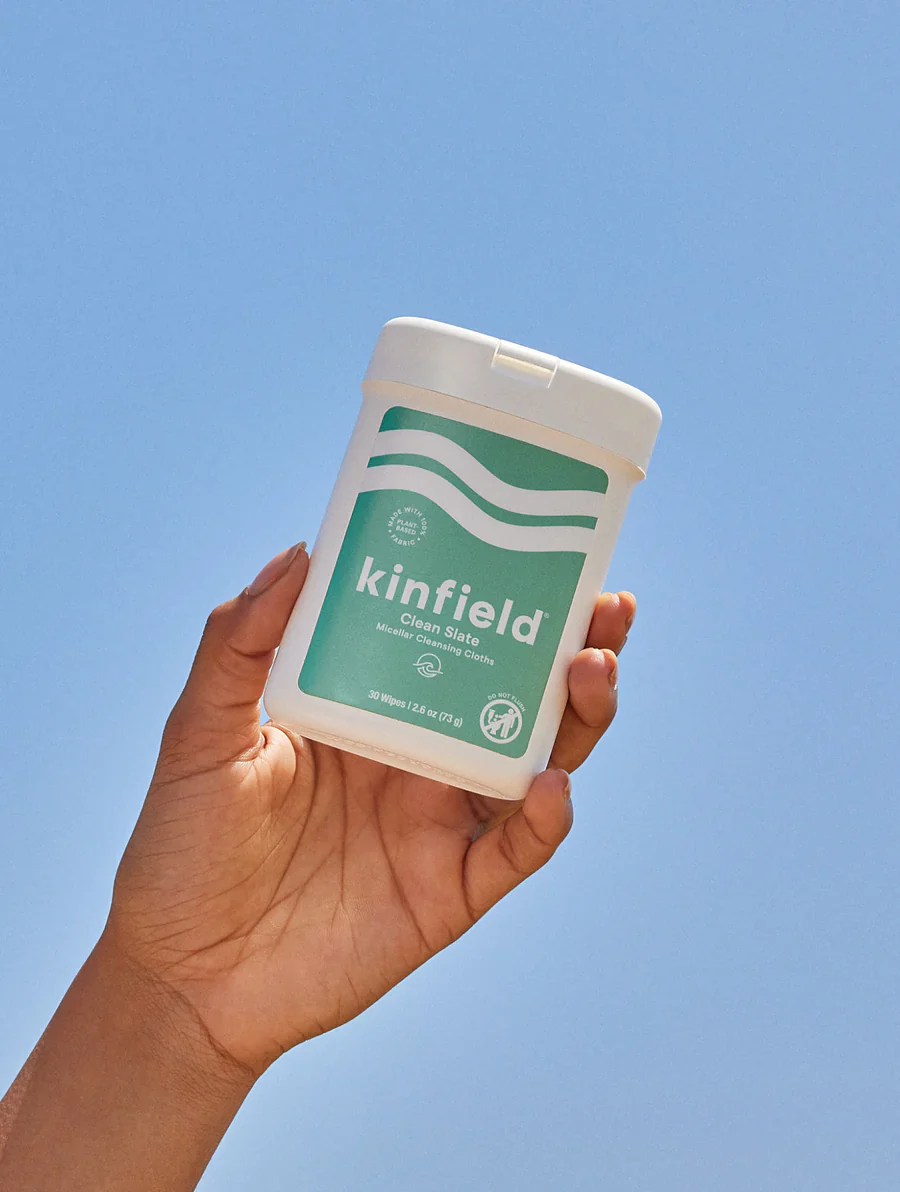 Clean Slate Micellar Cleansing Cloths - Image 4