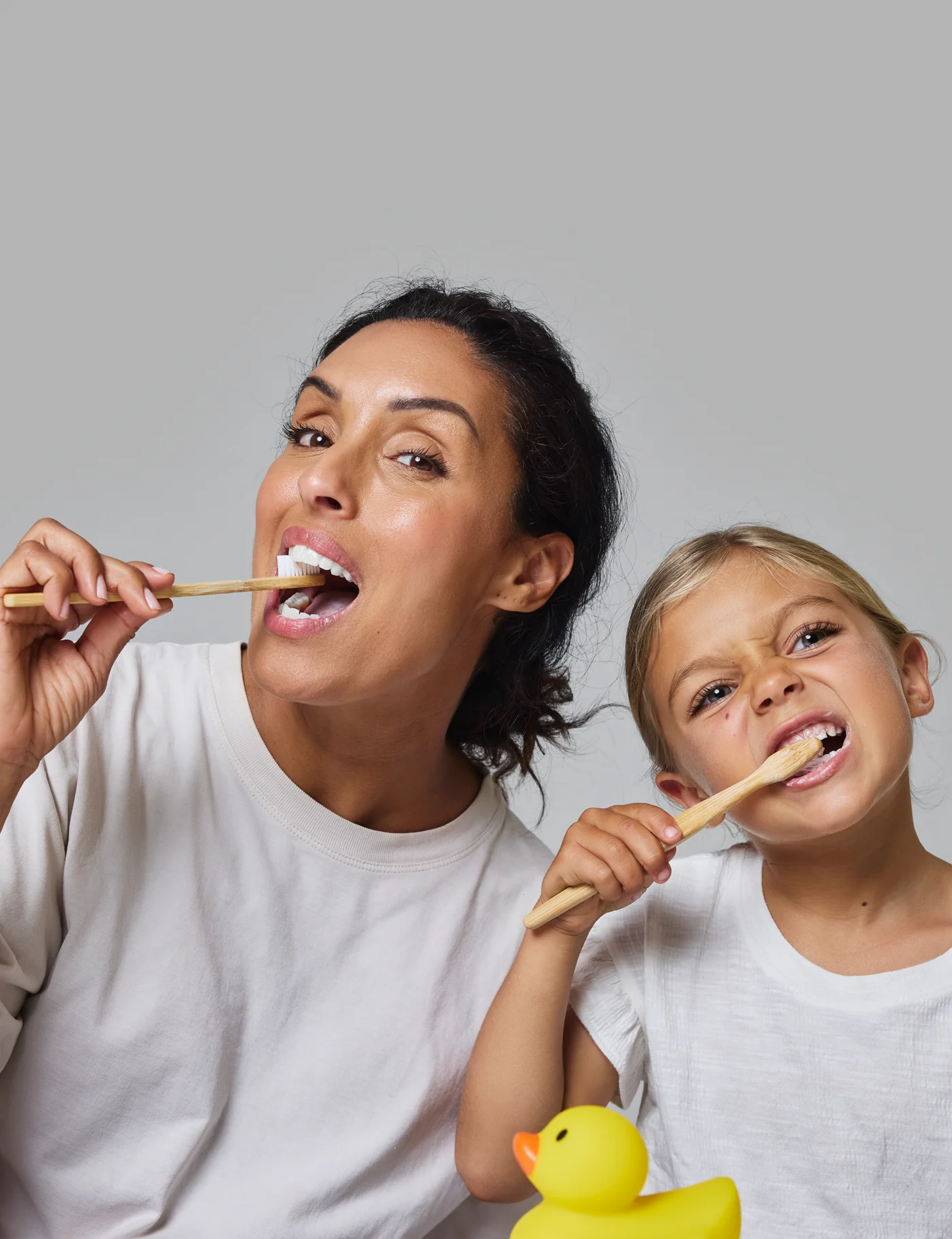 Kids + Adults Nano-Hydroxyapatite Premium Toothpaste  - Mild Mint - Image 5