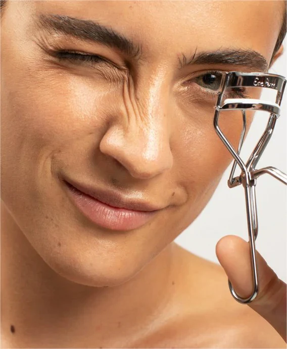 Spectacular Eyelash Curler - Image 2
