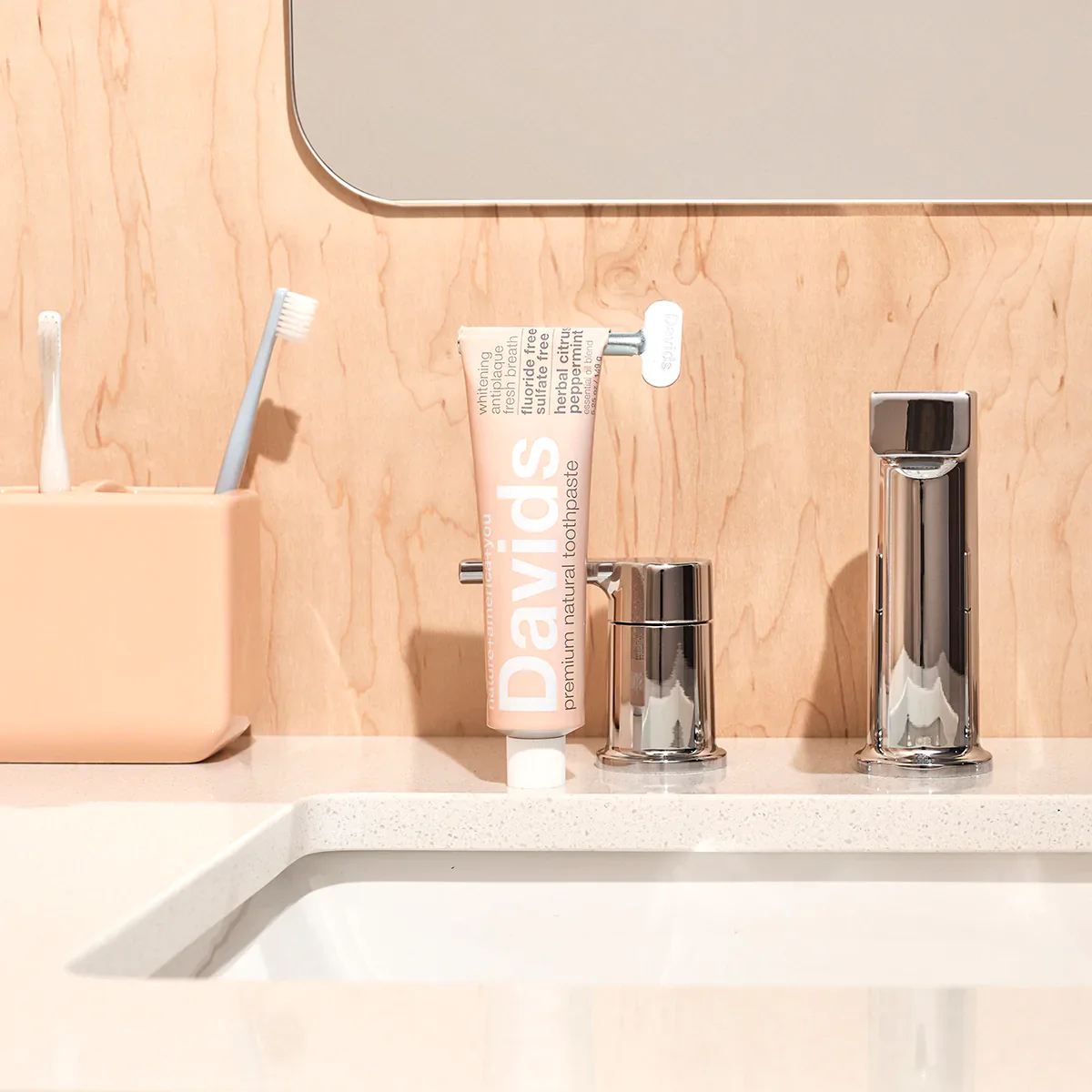 Herbal Citrus Mint Premium Toothpaste - Image 2
