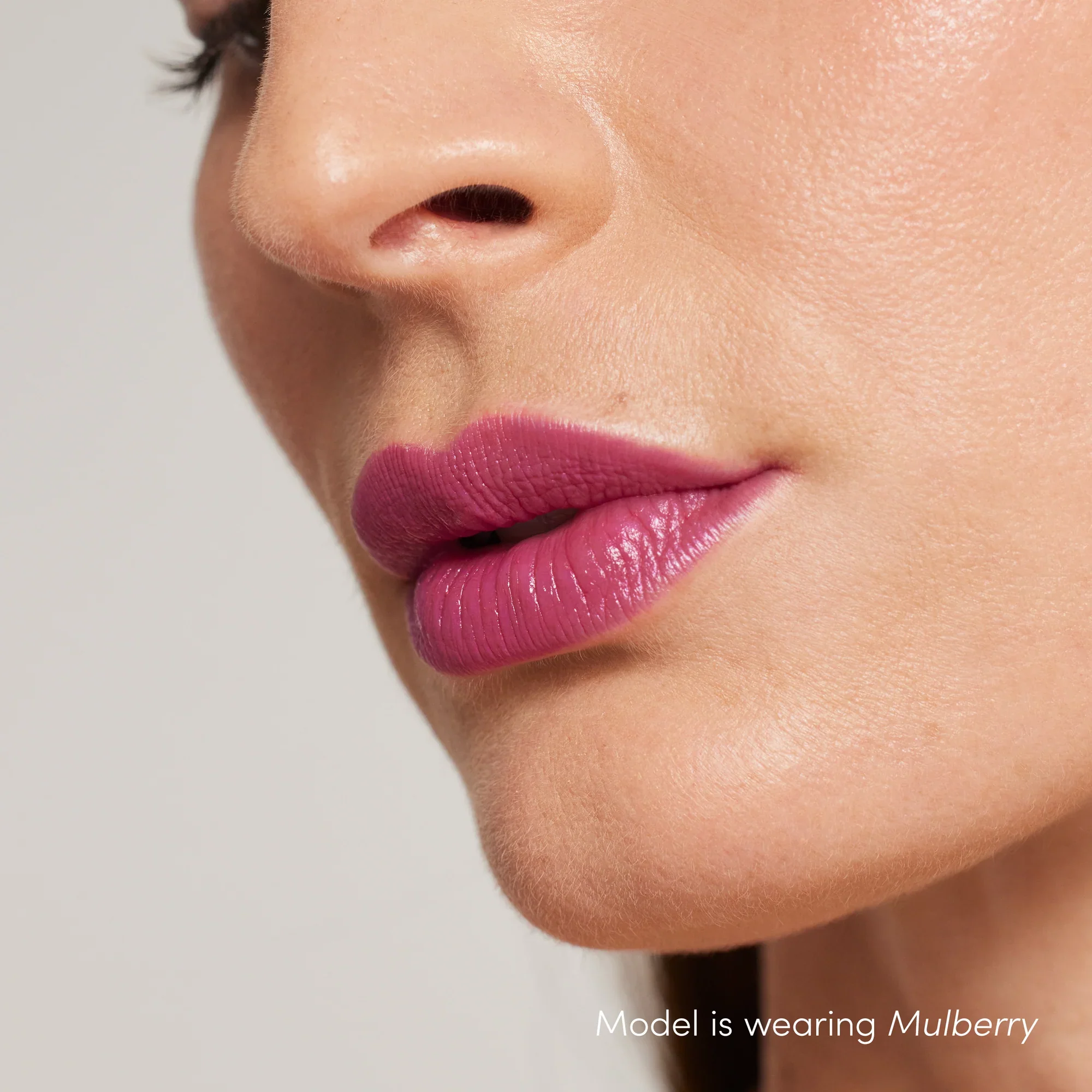 ColorLuxe Hydrating Cream Lipstick - Image 43