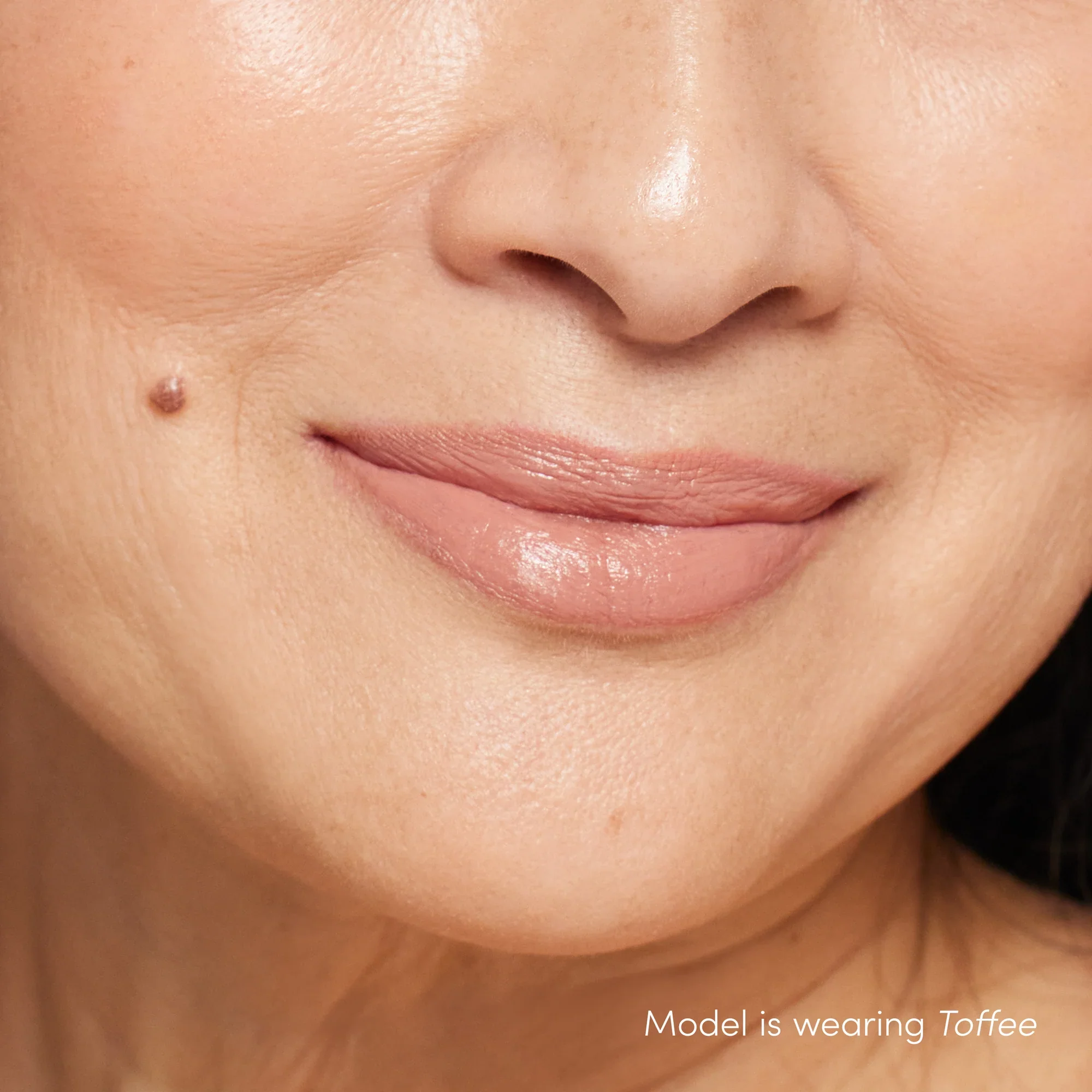 ColorLuxe Hydrating Cream Lipstick - Image 64