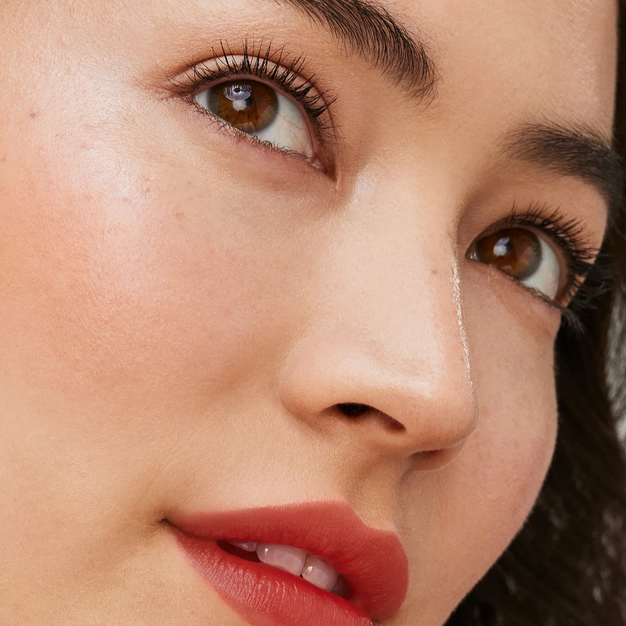 Longest Lash Thickening and Lengthening Mascara - Image 2
