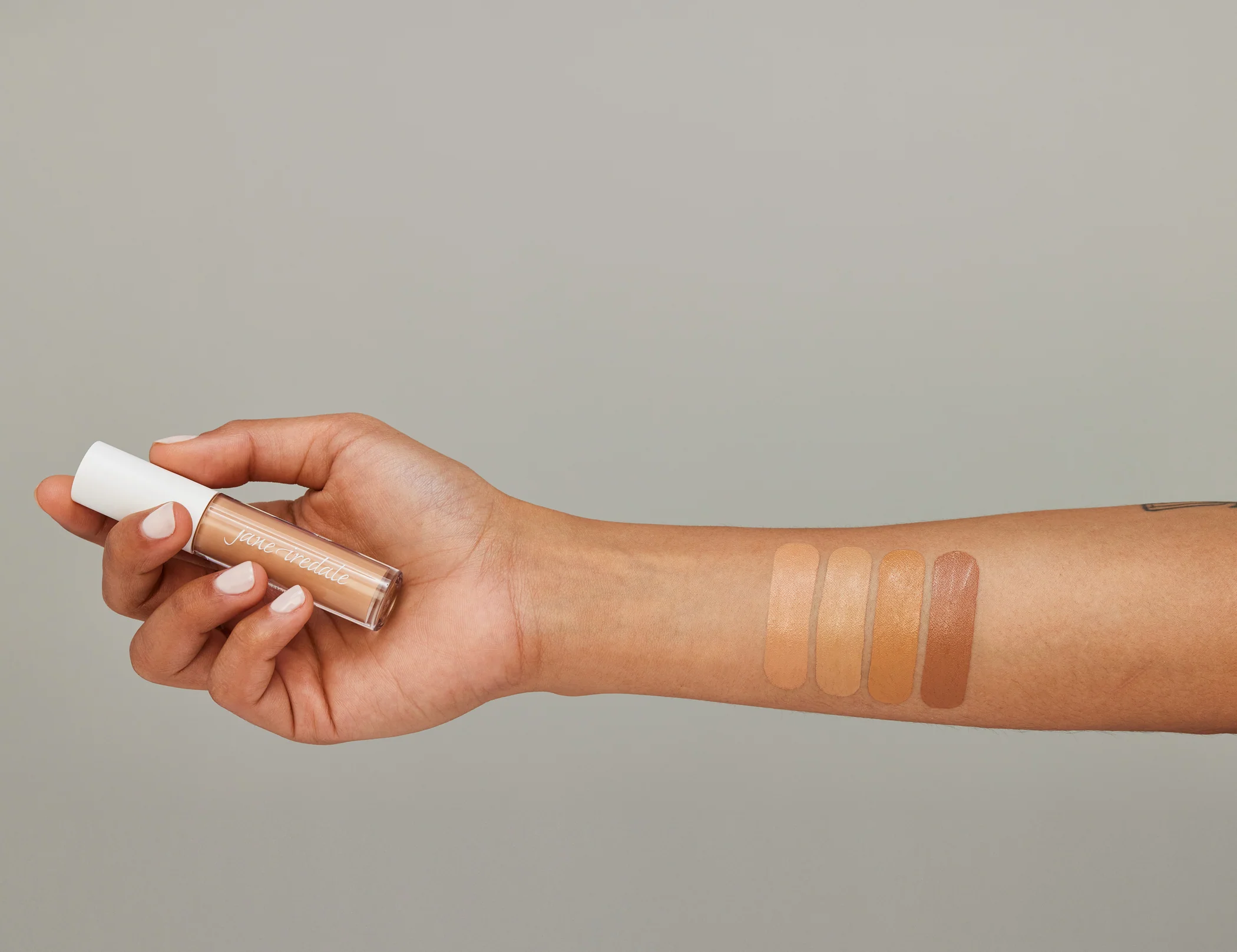 PureMatch™ Liquid Concealer - Image 5