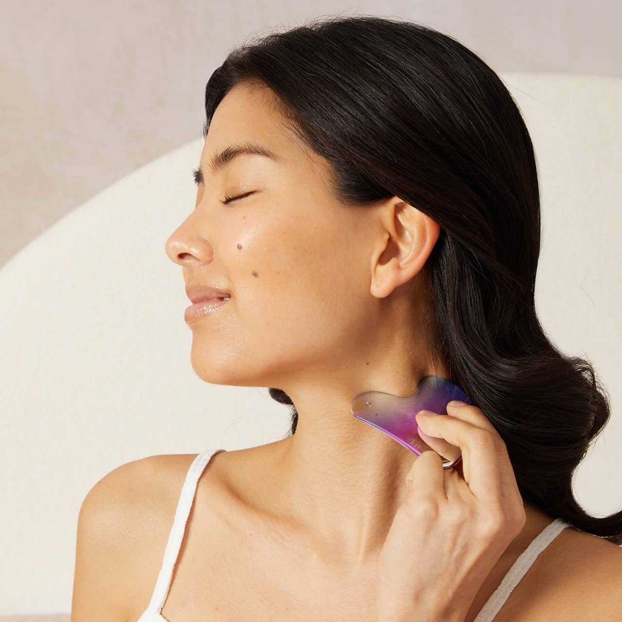 Kitsch Stainless Steel Gua Sha - Iridescent - Image 4