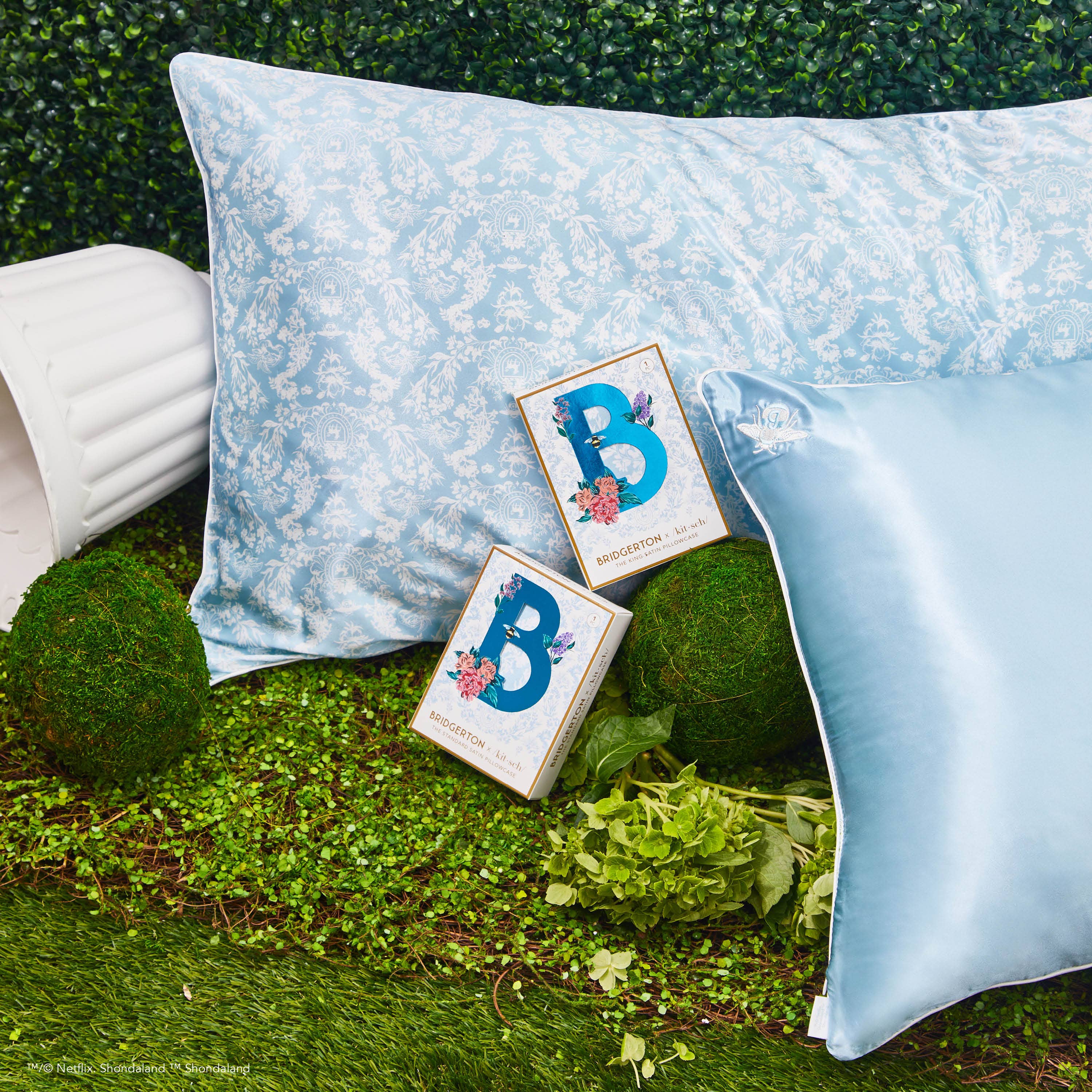 Kitsch x Bridgerton King Satin Pillowcase / Toile De Blue - Image 5