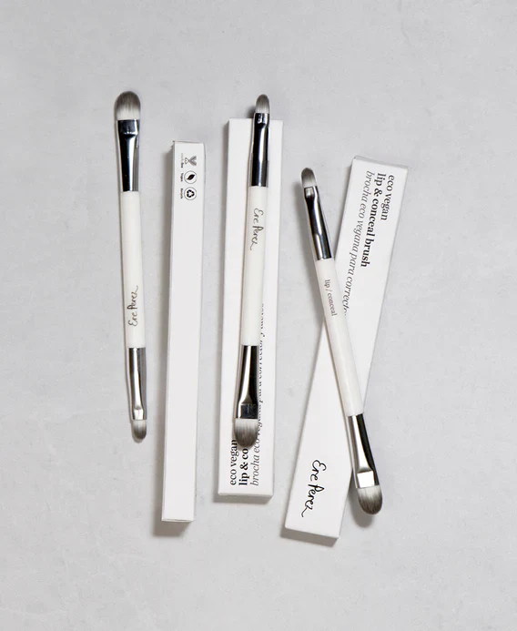Lip & Conceal Brush - Image 4