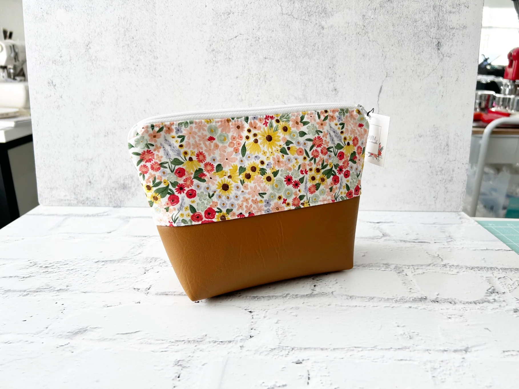Makeup Bag with Vegan Leather Base - Image 4