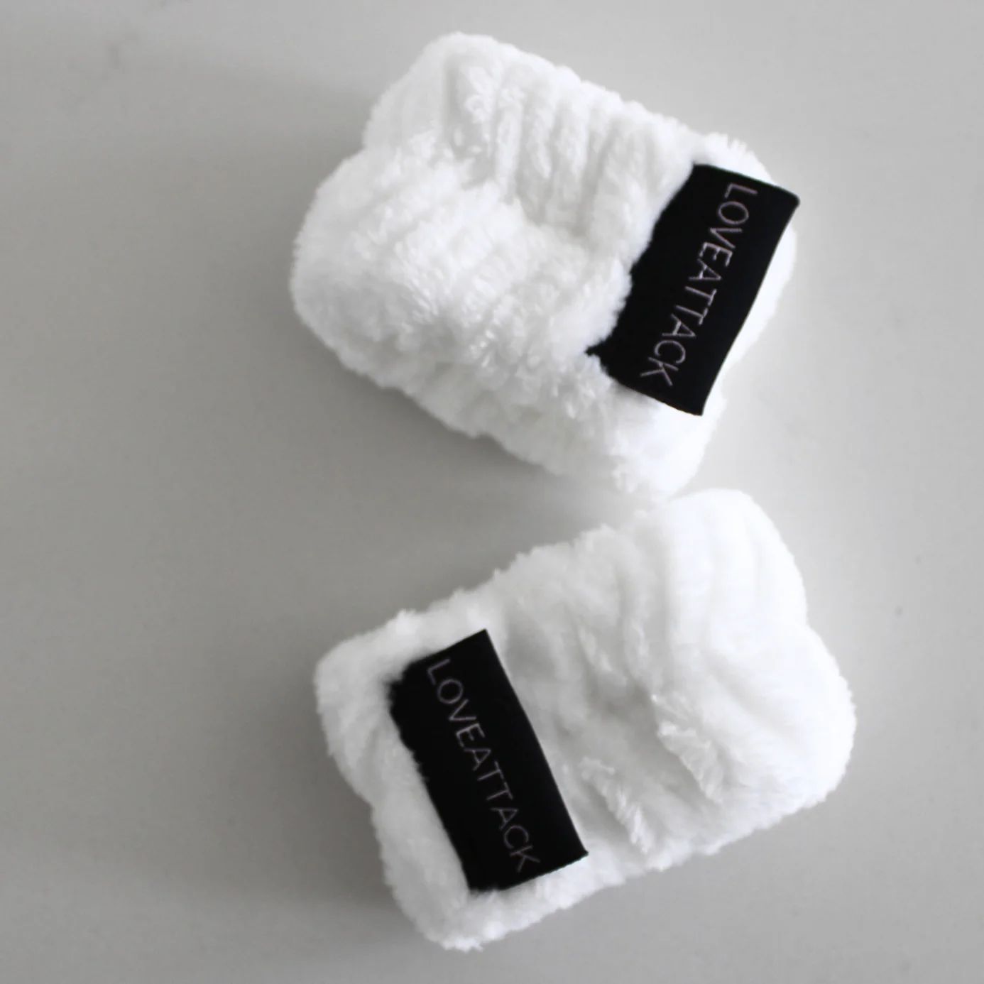Microfiber Skincare Wristbands - Image 2