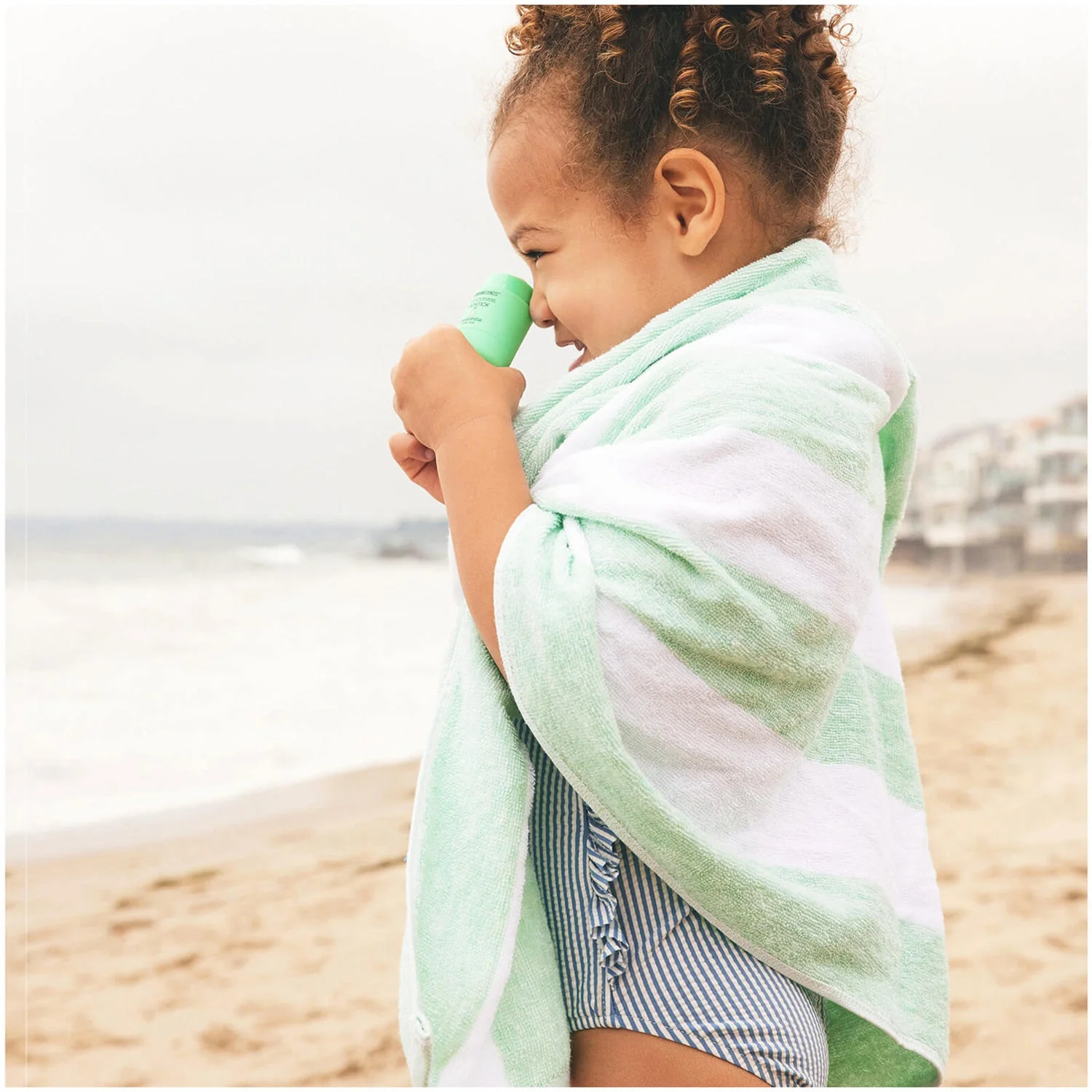 Mineral Kidstick SPF 40 - Image 2