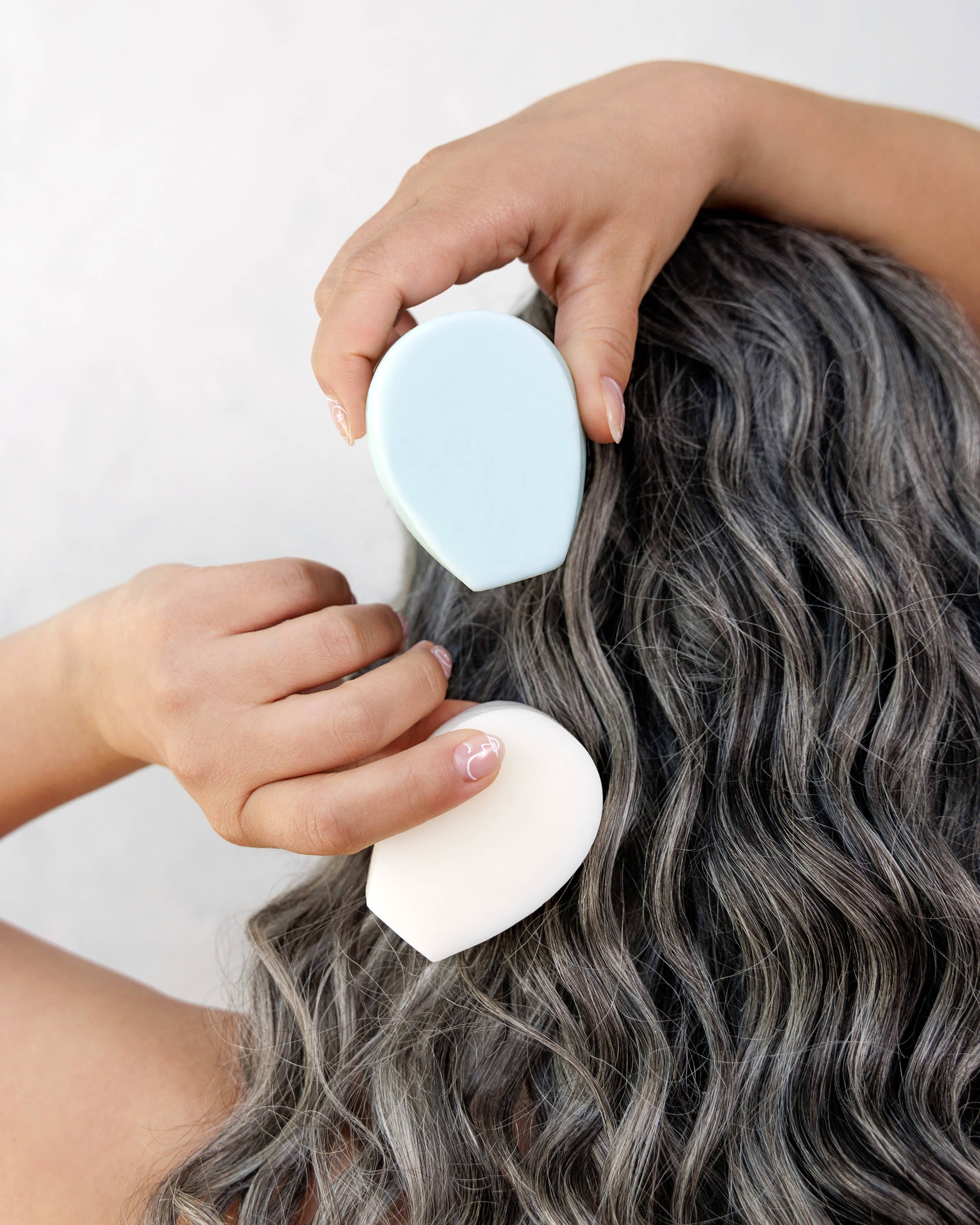 Moisturize + Shine Solid Shampoo Bar - Image 3