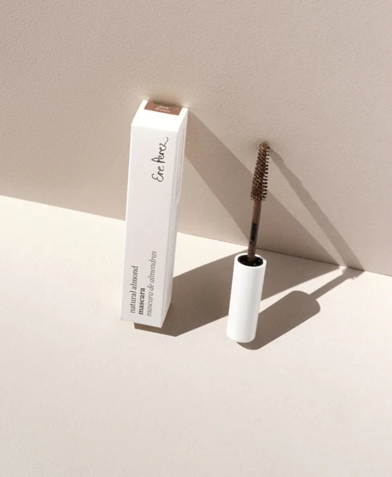 Natural Almond Mascara - Image 11