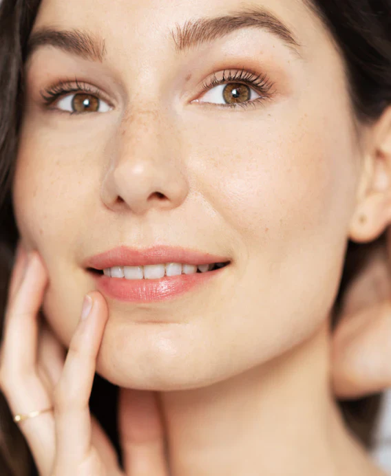 Natural Almond Mascara - Image 5