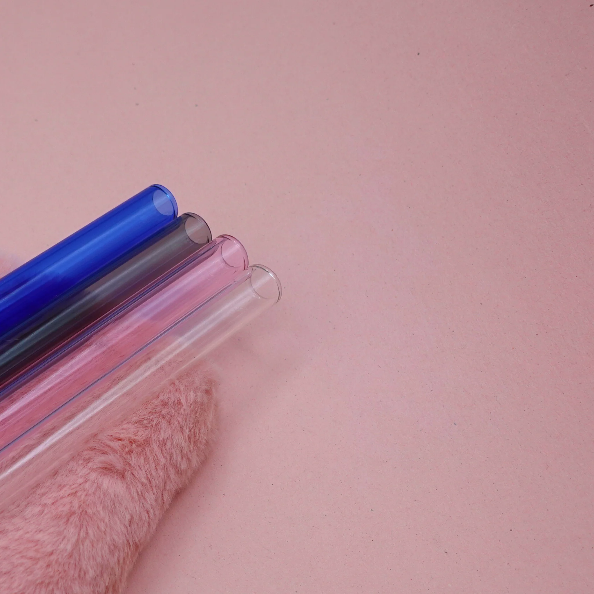 Reusable Borosilicate Glass Drinking Straws - 4 Pack - Image 6