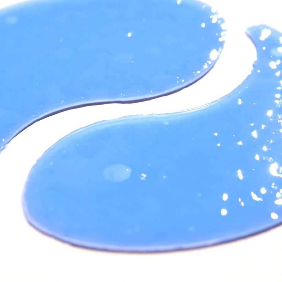 Serve Chiled on Ice Firming Eye Gels - Image 3