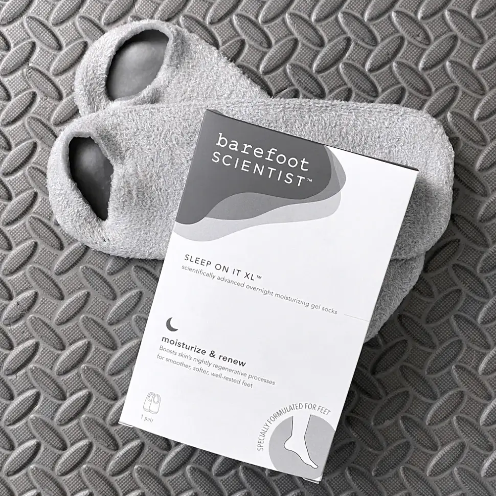 Sleep on It Overnight Moisturizing Gel Socks - Image 5