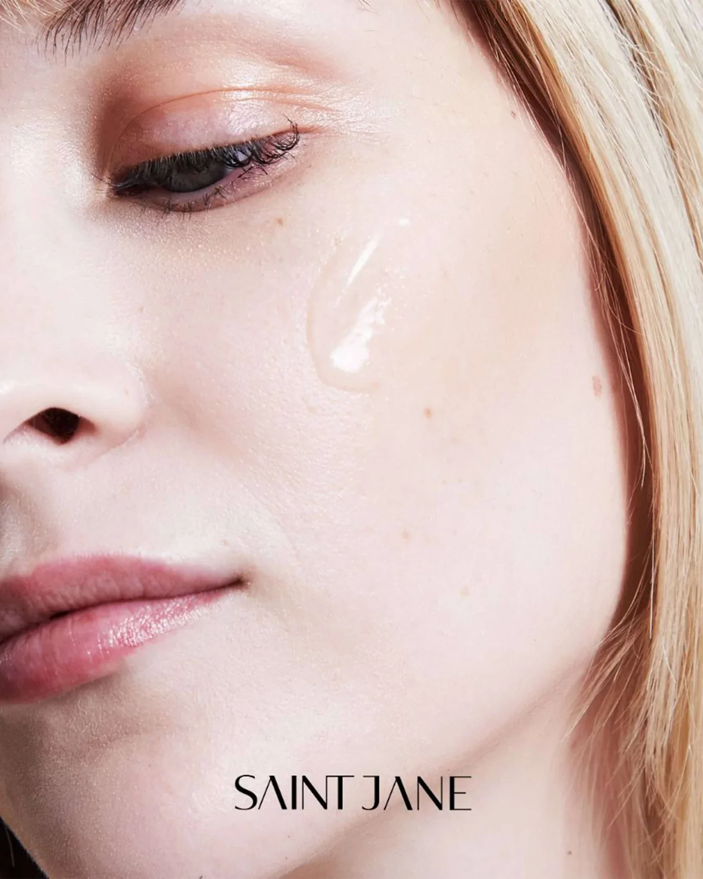 Star Flower Niacinamide Serum with Hyaluronic Acid - Image 2