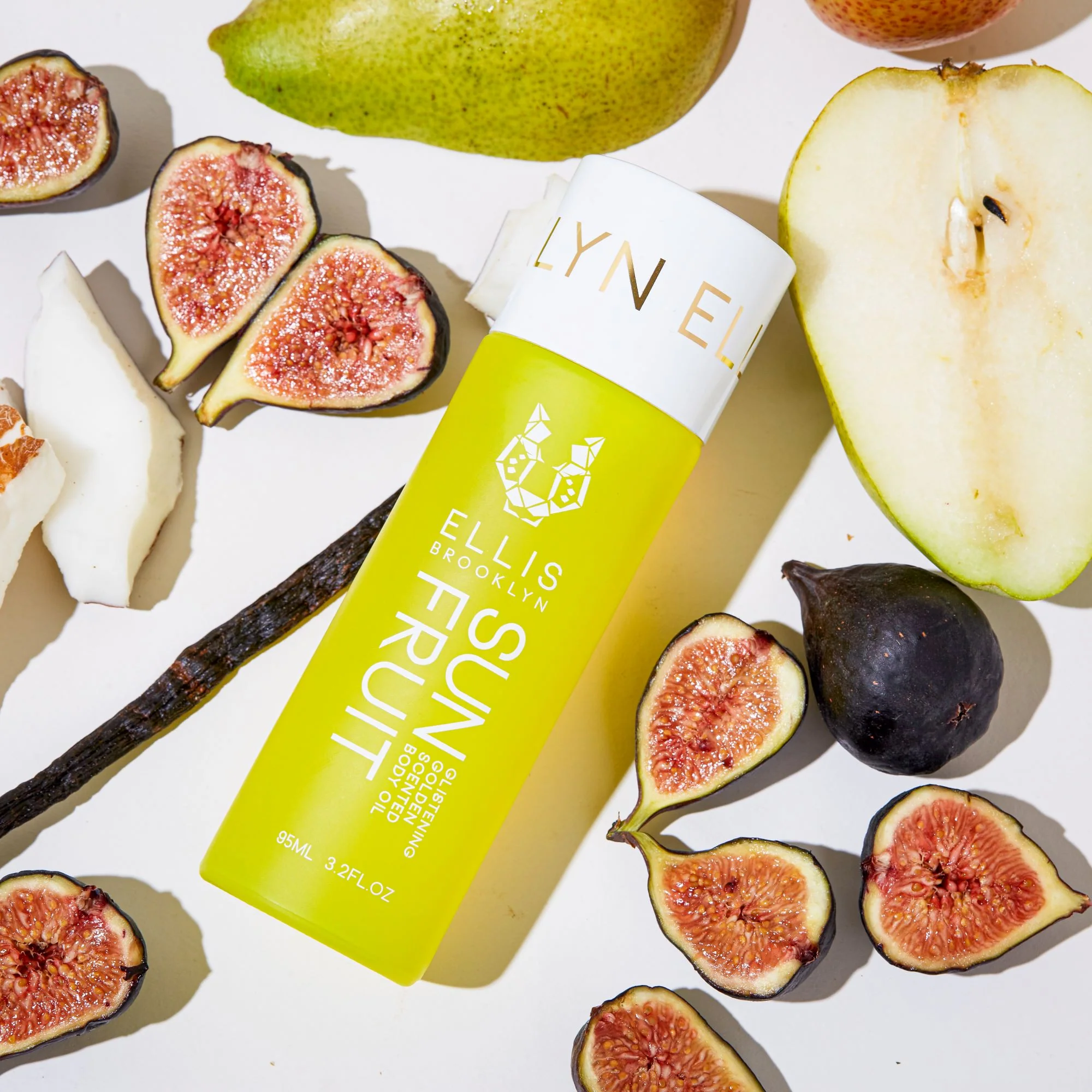Sun Fruit Glistening Golden Scented Body Oil - Image 2