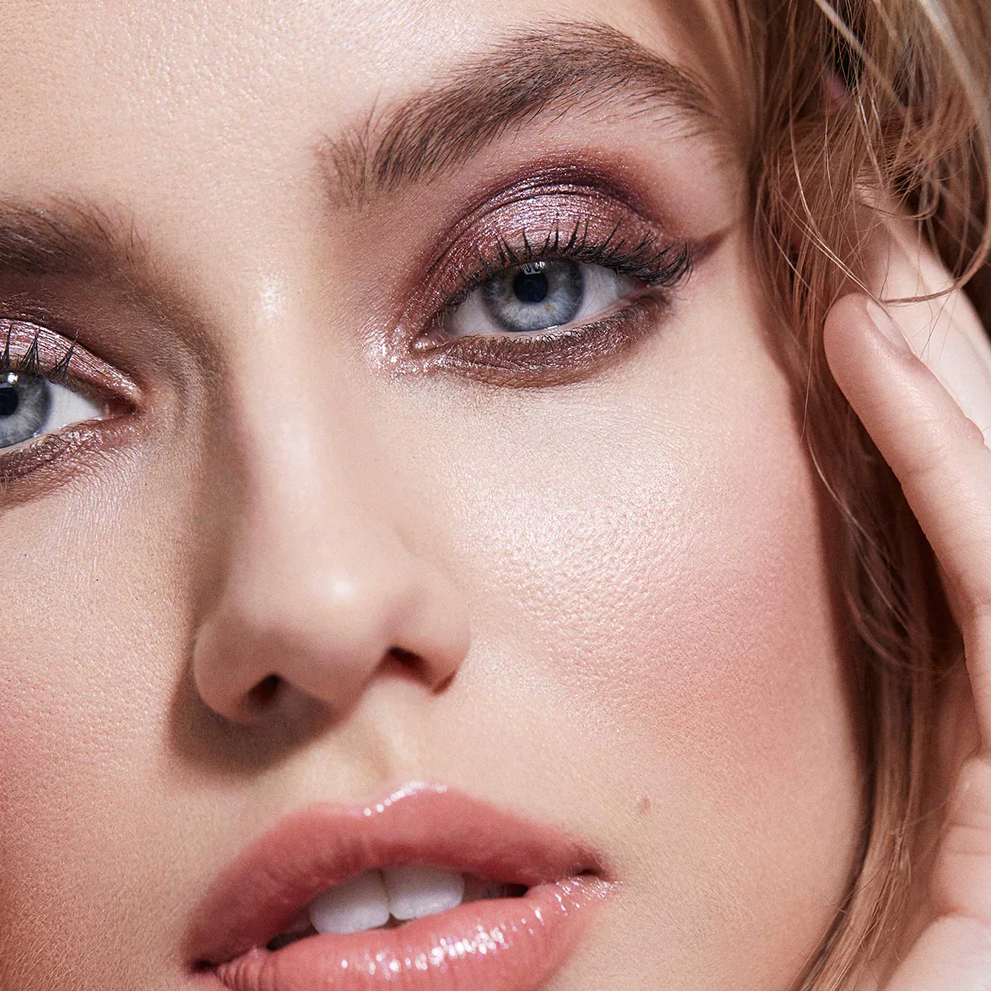 The Upcycle Eyeshadow Palette - Cool Crew Nude - Image 7