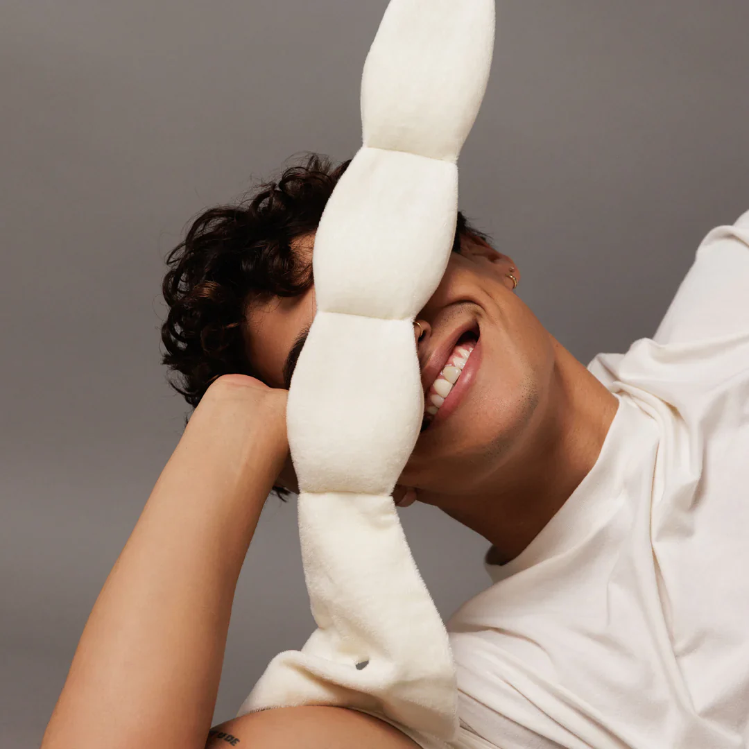 The Weighted Blanket for your Eyes - Image 12