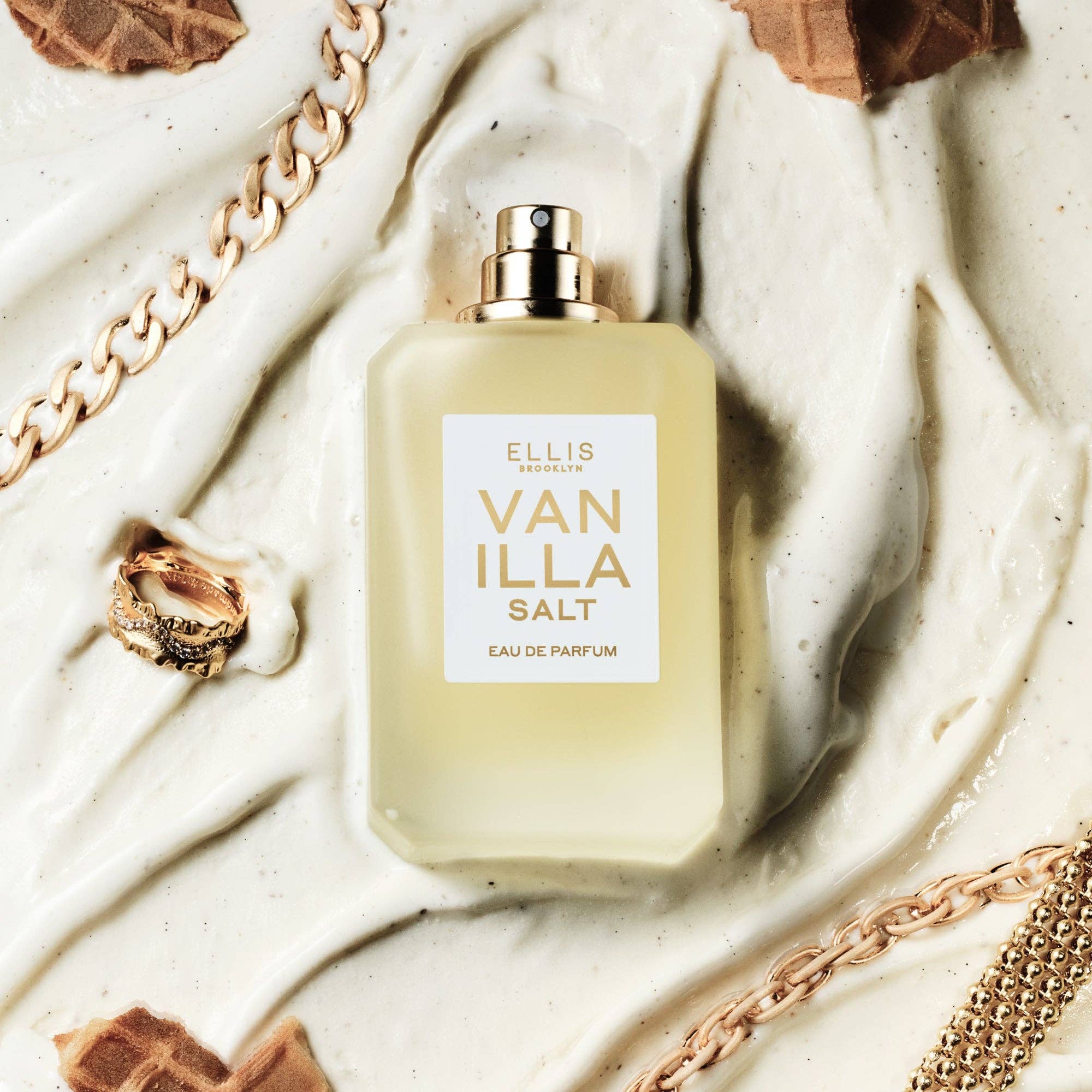 VANILLA SALT Eau De Parfum Travel Spray - Image 2